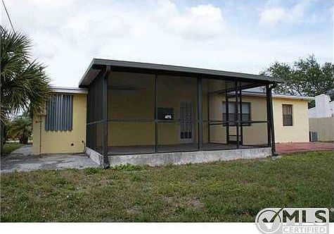 2nd image of 624 Troy Blvd