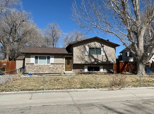 1412 Aspen Dr, Riverton, WY 82501