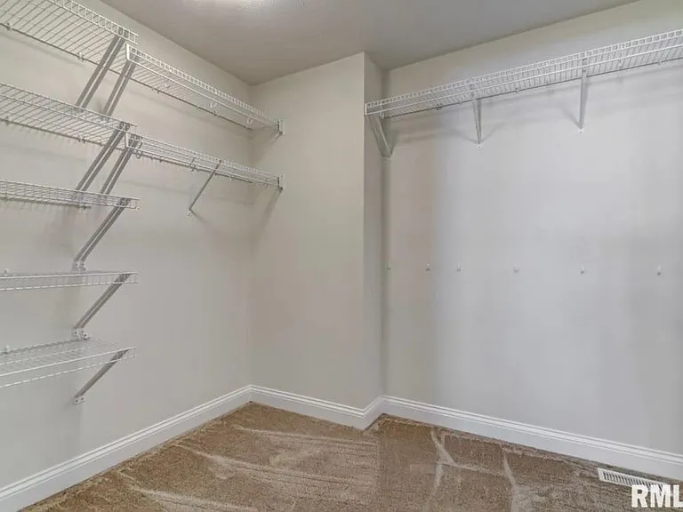 1811 Spartan Dr — Photo 16