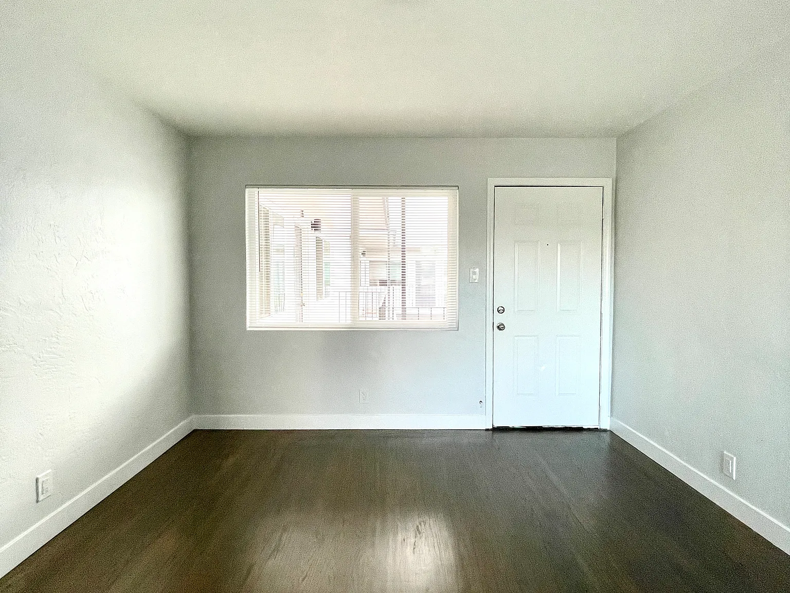 1 bed, 500 sqft, $1,855 — Photo 4