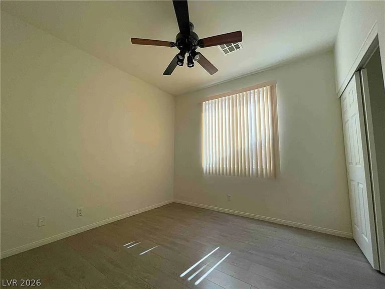 531 Curtin Ct — Photo 16