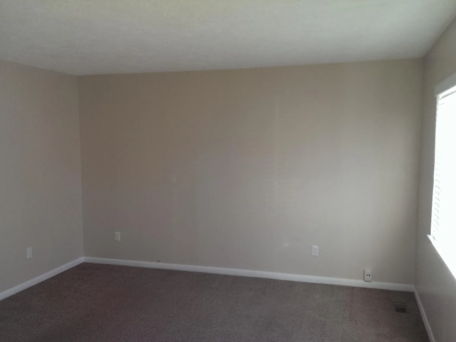2887 Streamside Drive — Photo 4
