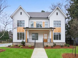 1391 Sylvan Cir, Atlanta, GA