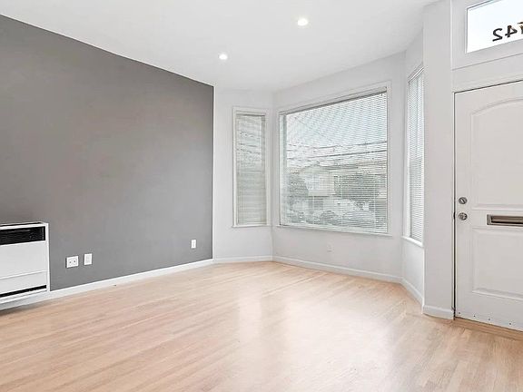 5th image of 1742 La Salle Avenue
