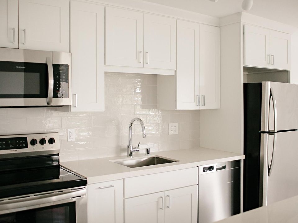 1st image of 2300 Fairview Ave E #2