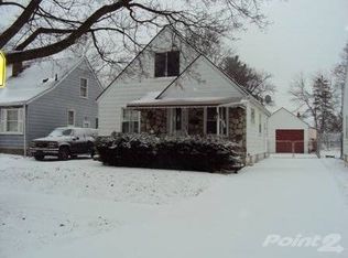 8731 Saratoga Ave, Oak Park, MI