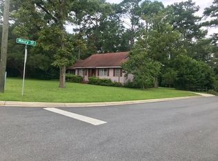 121 Fontaine Dr, Thomasville, GA 31792