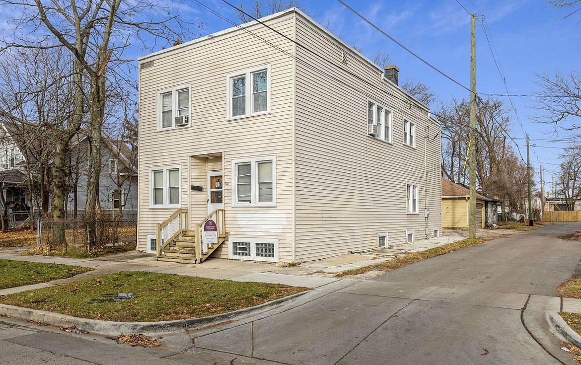 514 8th St 1, Waukegan, IL 60085 Zillow
