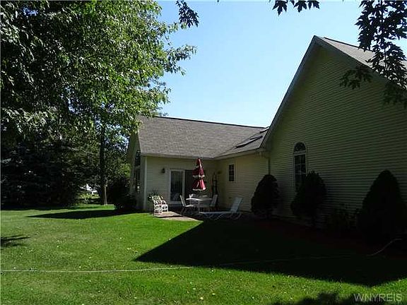 4th image of 14 Village Gate Ct