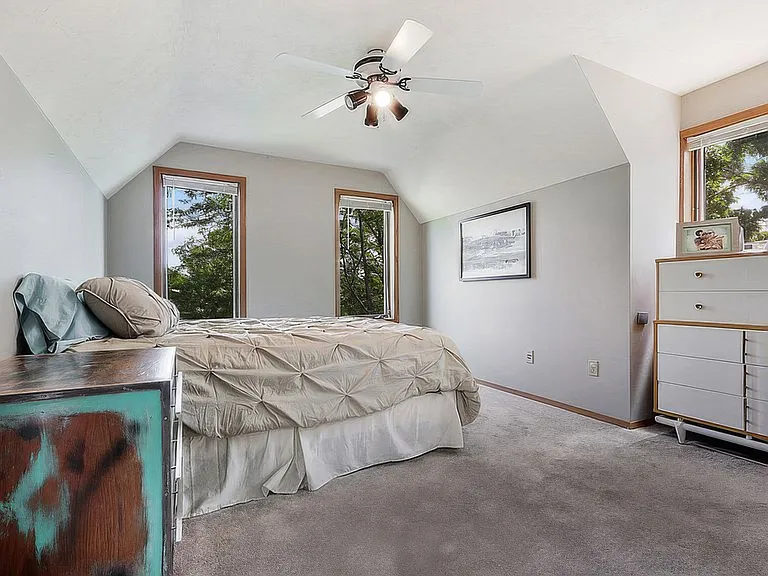 1236 Bluebird St — Photo 16