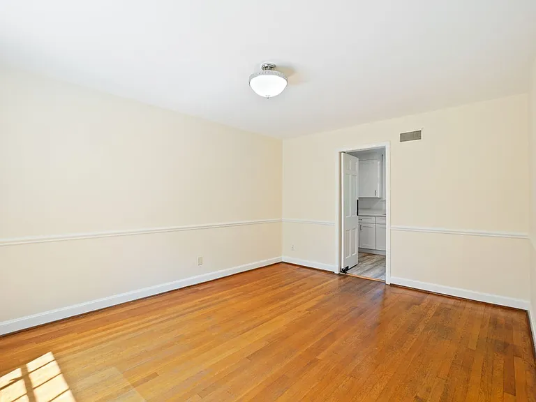 5206 Western Ave — Photo 19