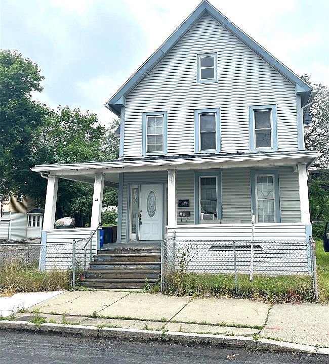 1st image of 21 Liberty St