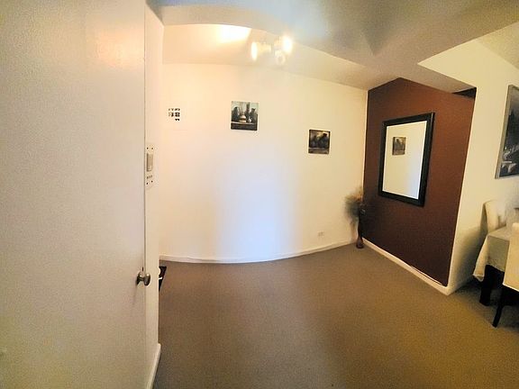 2nd image of 75-10 Yellowstone Blvd #6