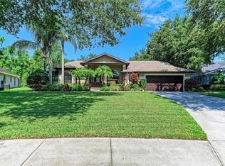 8416 Palm Lakes Ct, Sarasota, FL 34243