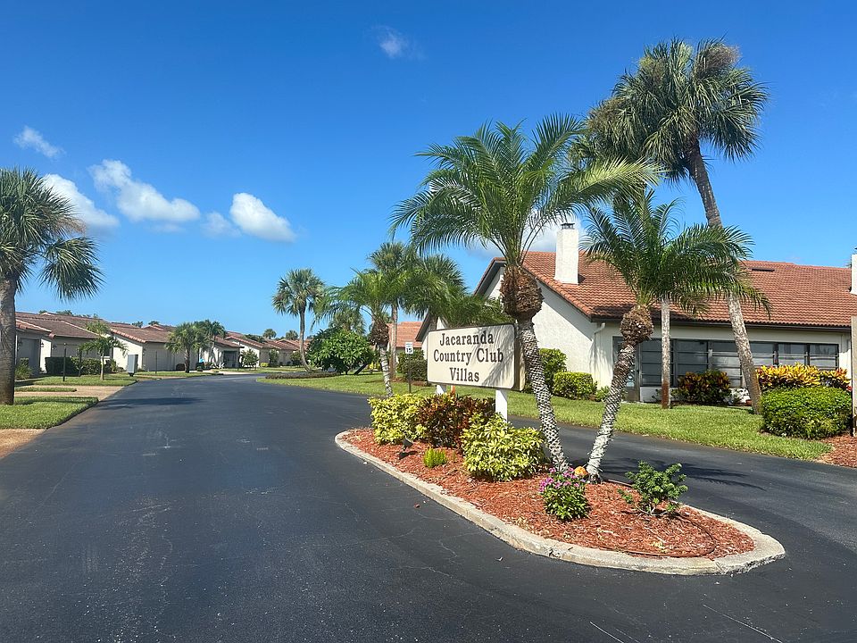 1st image of 892 Country Club Cir
