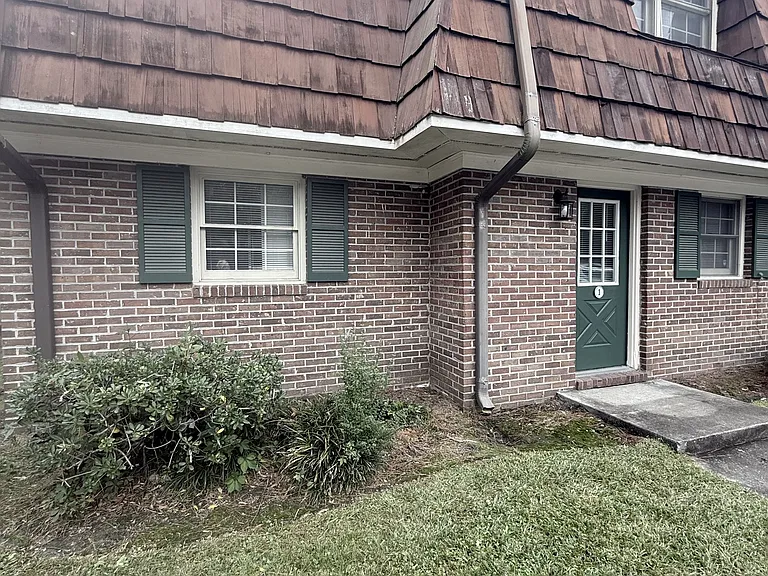 1025 Carolina Rd #W1 — Photo 3