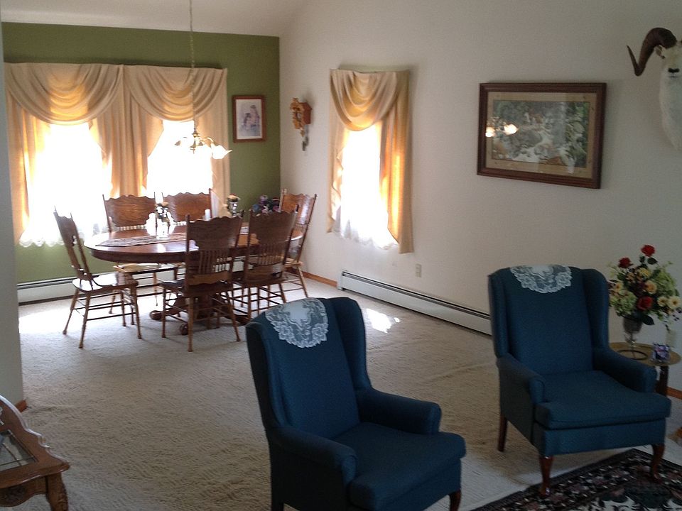 2nd image of 485 Dolchok Ln
