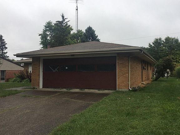 2nd image of 2790 Sutton Ave