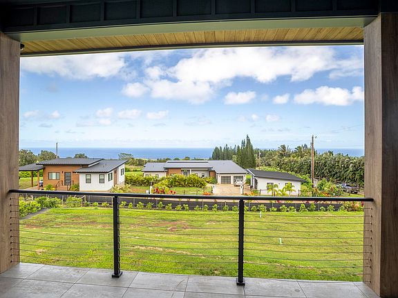 4th image of 111 Mehana Rd Unit A