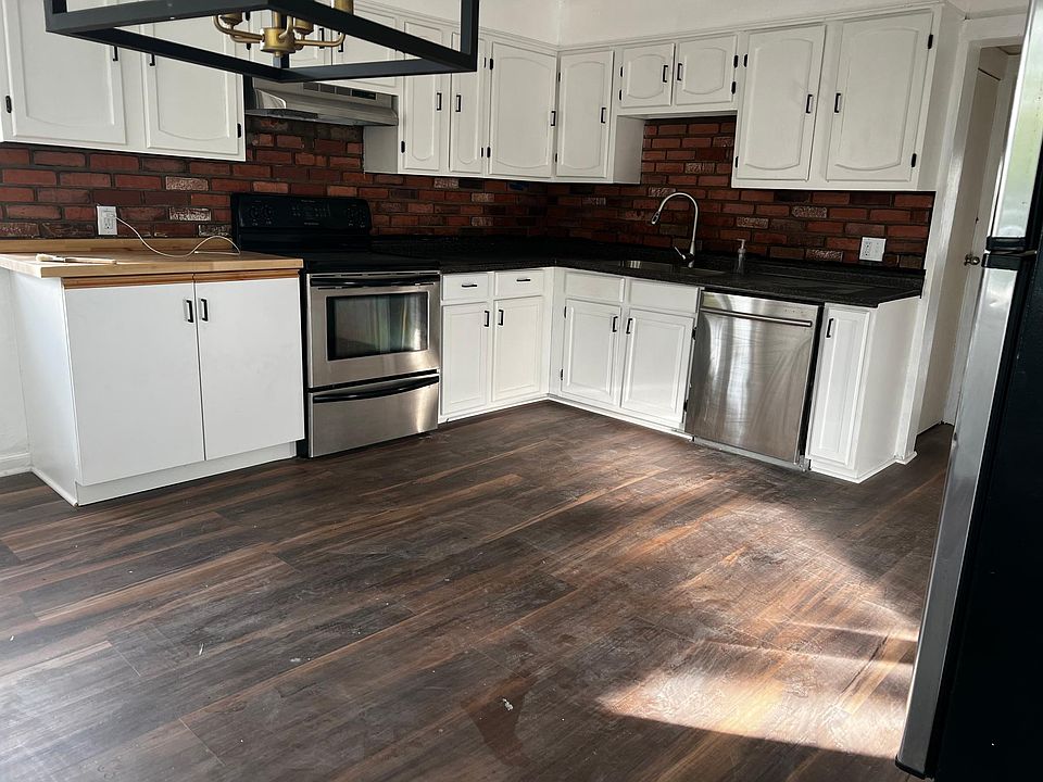 1st image of 1513 Loretta Ave #1513