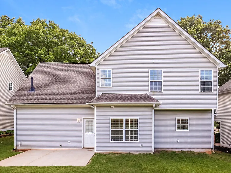 27 Palladio Way — Photo 17
