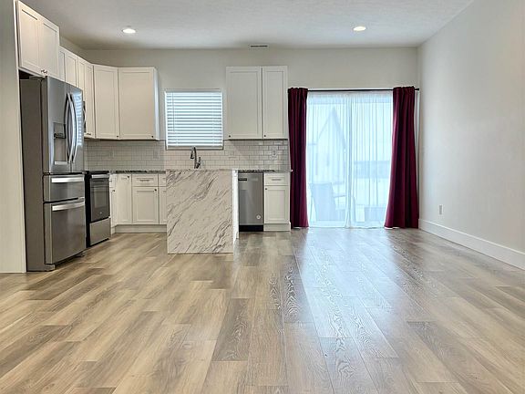 5th image of 7532 W Upland Dr