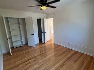 2213 169th St APT 20, Hammond, IN 46323