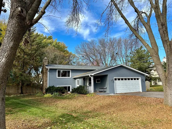 7346 Hames Way, Eden Prairie, MN 55346