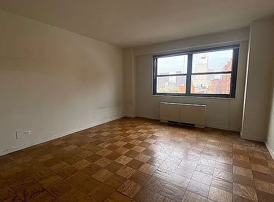 5th image of 300 W 55th St APT 10B