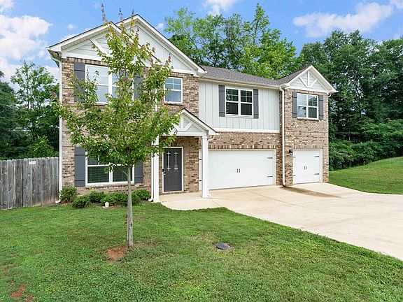 3rd image of 6864 Tyler Chase Dr