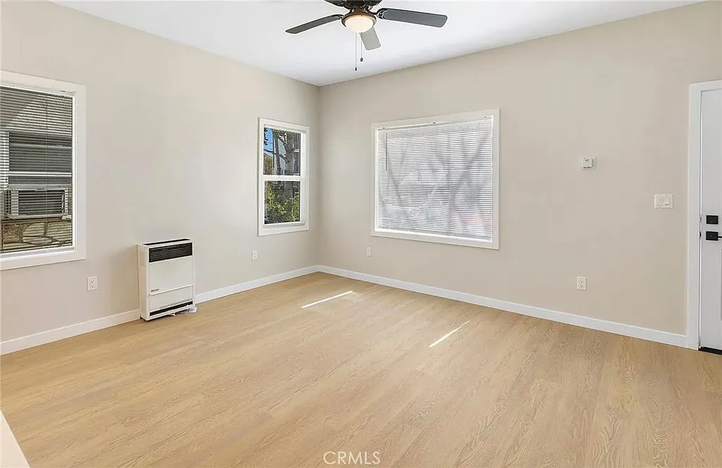 Studio, 486 sqft, $1,833 — Photo 4