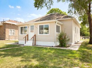 103 W 9th St, Mccook, NE 69001