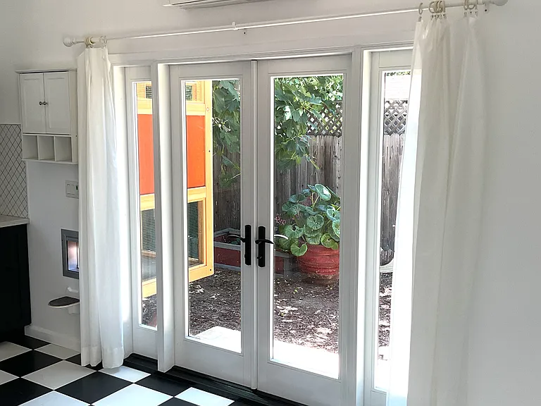 1841 Stearns Dr — Photo 1
