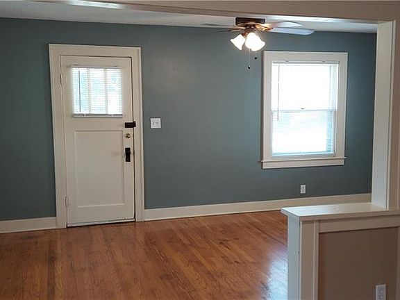 5th image of 1015 S Cottage St