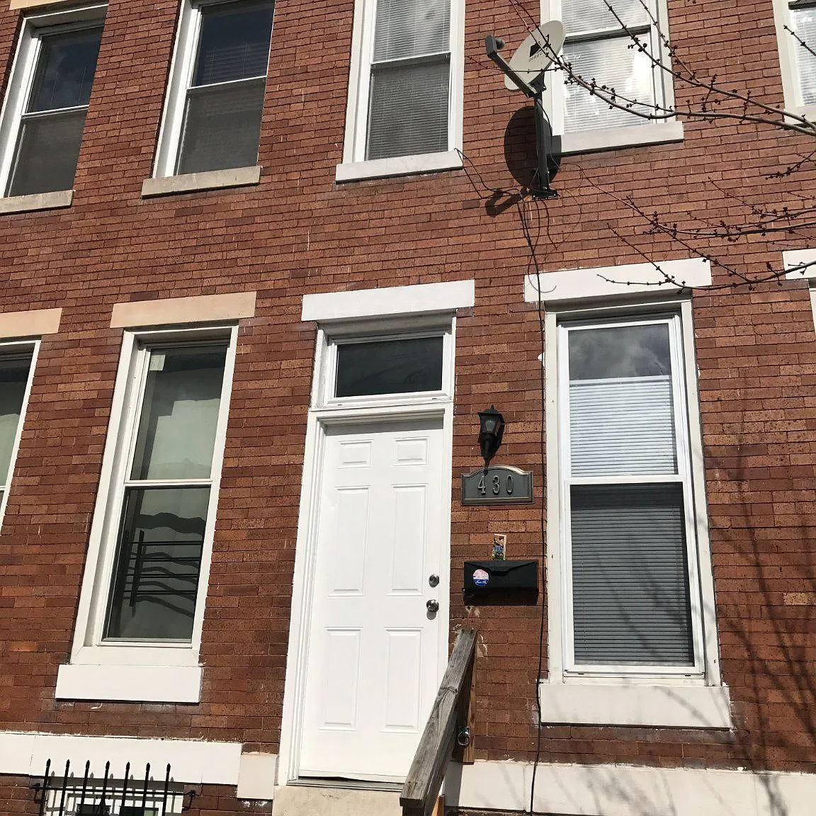 3 bed, 1.5 bath, 1344 sqft, $1,700 — Photo 1