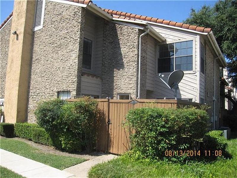 1st image of 871 Dublin Dr #2