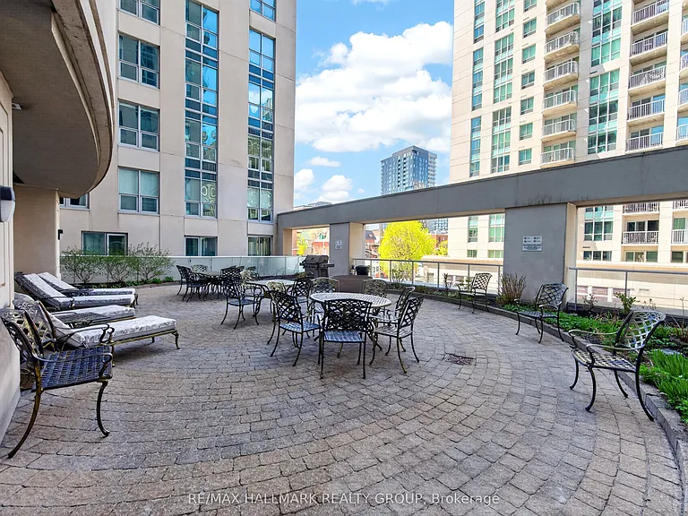 195 Besserer St #2602 — Photo 28