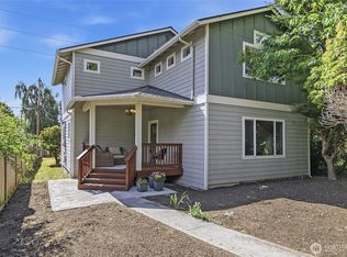 1910 Chestnut St, Everett, WA 98201