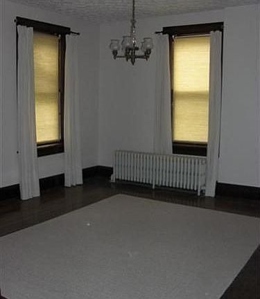 3rd image of 465 N Ellsworth Ave