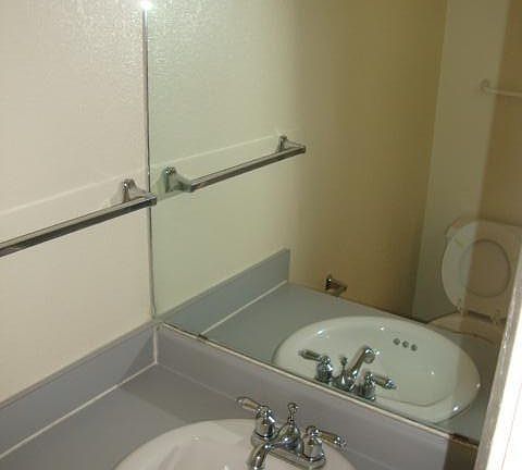 3rd image of 2603 Bermuda Dr APT C