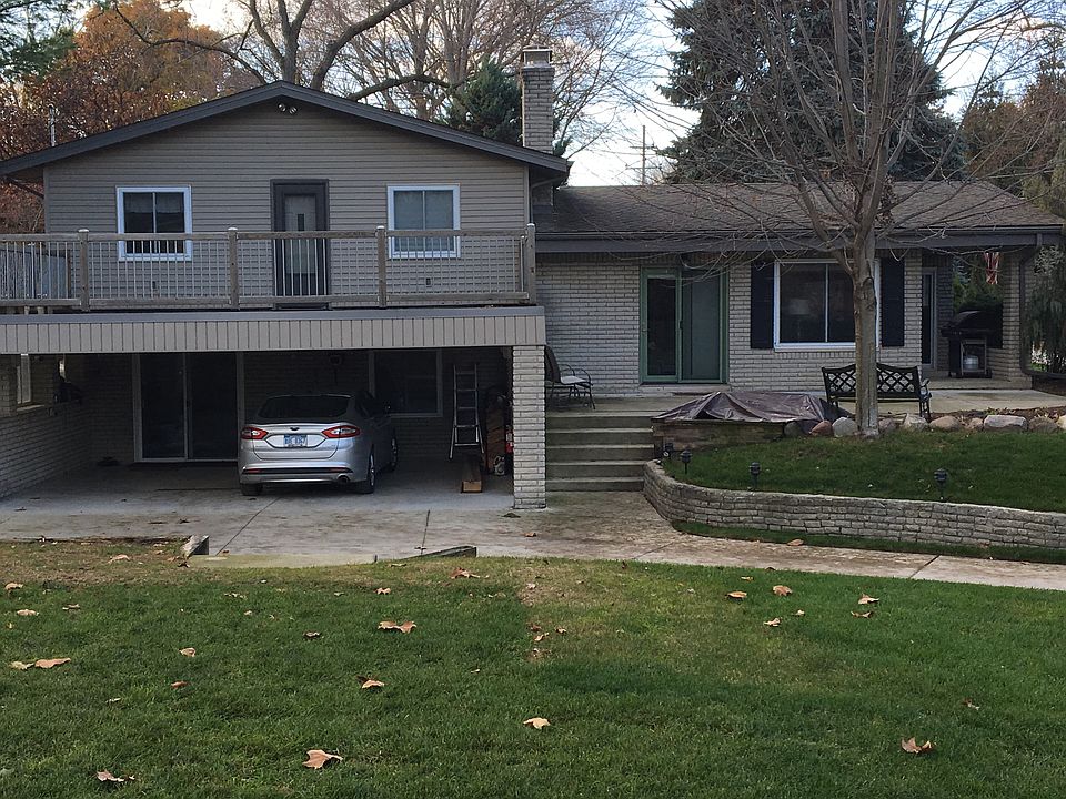 1st image of 38970 Elmite St