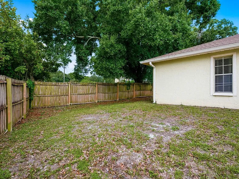 3726 Albion Ct — Photo 29