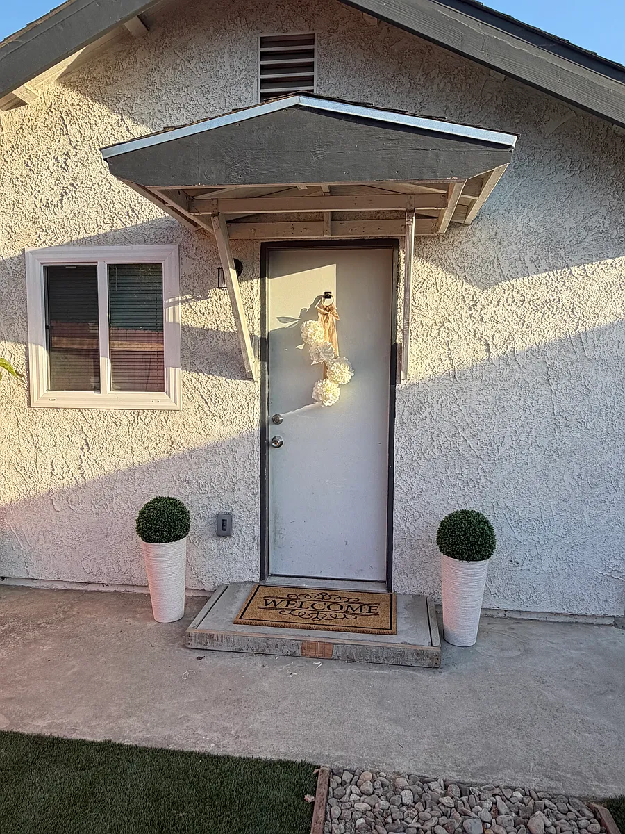 Photo 2 of 18 - Kumquat Pl - Oxnard, CA Building Photo - Kumquat Pl