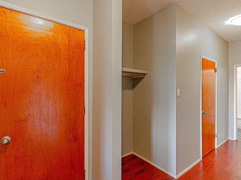 420 51st Ave W #302 — Photo 10