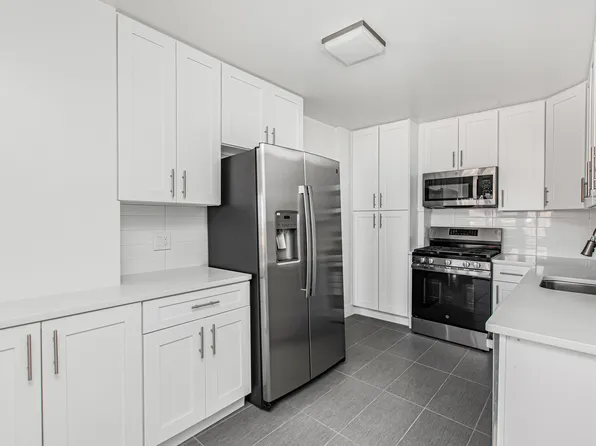 2500 Johnson Avenue image 5 of 10