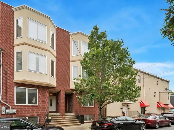 2001 Carpenter St #B, Philadelphia, PA 19146