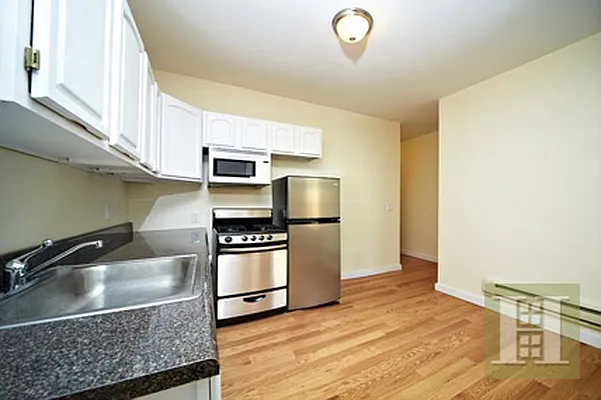 Rented by Halstead Real Estate | media 24