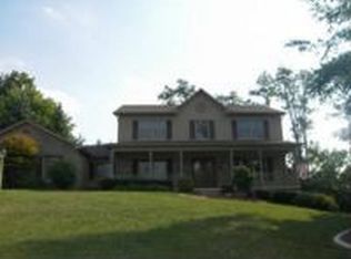 6 Victoria Dr, Greensburg, PA