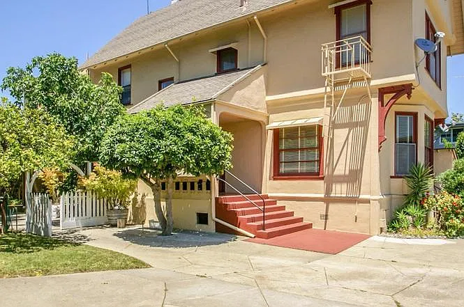 2 bed, 466 sqft, $2,890 — Photo 4