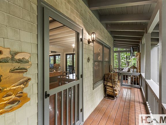 2nd image of 180 Wyanoak Road